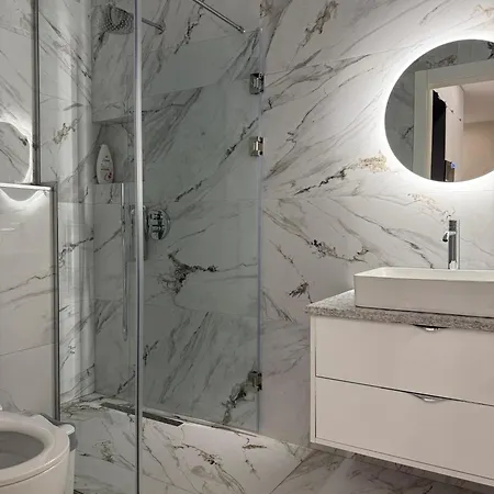 Apartment Solea Luxury Marvukaj